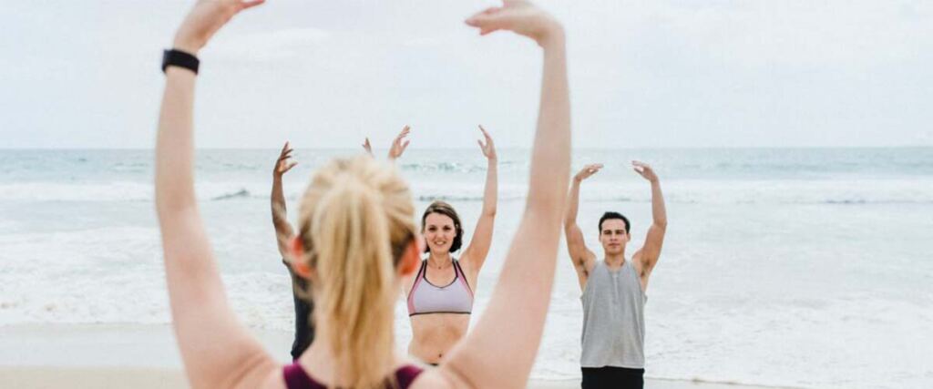 yoga workshop op het strand