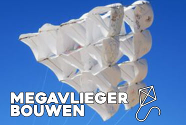 Kite making workshop Scheveningen