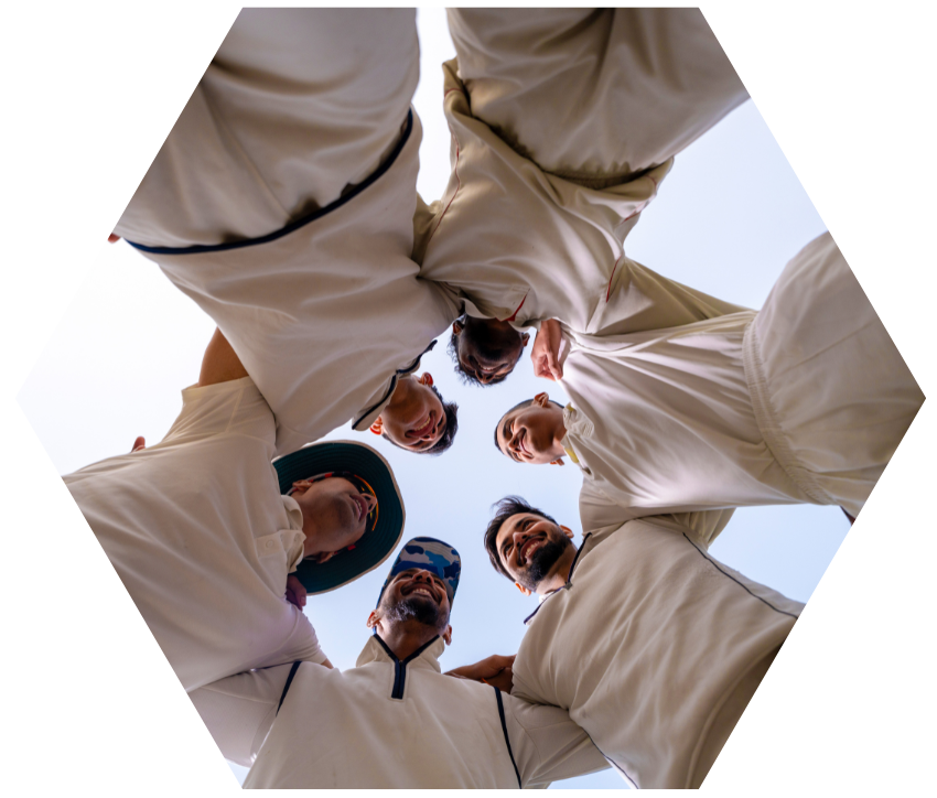 Samenwerken leer je het best tijdens een actief teamuitje. Van opdrachten tot teambuildingspellen: iedereen doet mee. width=